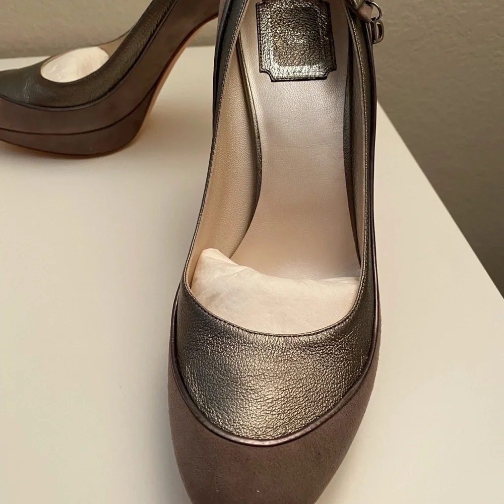 Dior Deco Dorsay Pump In Stone. New In Box. 100% Authentic
